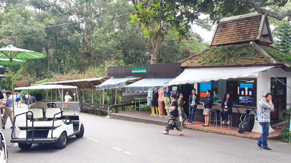 bhubing palace, winter palace, attractions in chiang mai