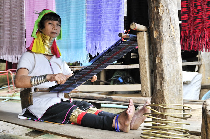 huay pu keng, baan huay pu keng, long neck village, baan nam phiang din, baan nam piang din
