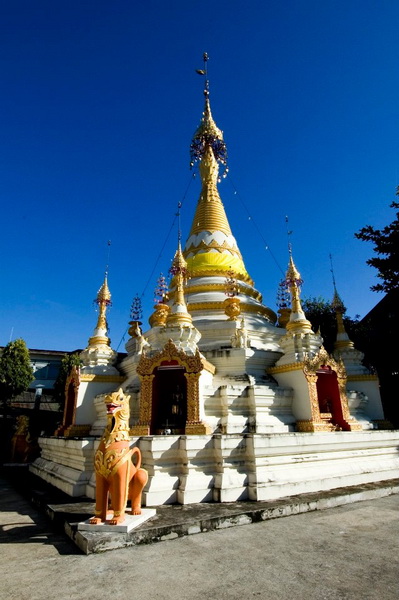 wat hua wiang, wat hua wiang in mae hong son, hua wiang temple, hua wiang temple in mae hong son