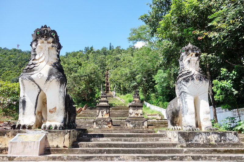 wat phra non, wat phra non in mae hong son, phra non temple, phra non temple in mae hong son