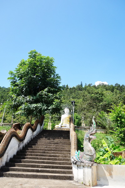 wat phra non, wat phra non in mae hong son, phra non temple, phra non temple in mae hong son