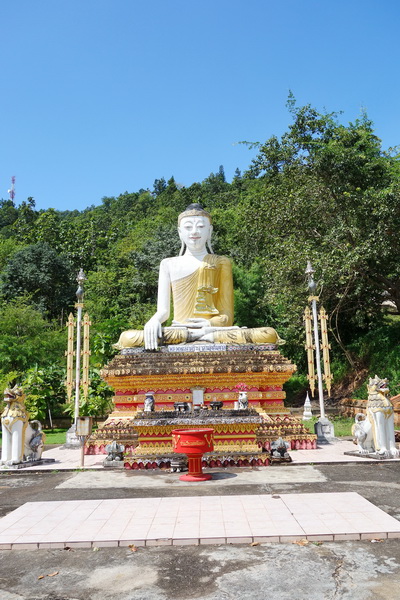 wat phra non, wat phra non in mae hong son, phra non temple, phra non temple in mae hong son