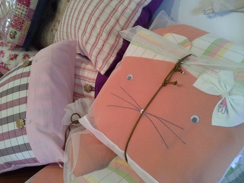 hariphunchai hand-woven fabric institute, haripunchai hand-woven fabric institute, hripunchai hand-woven fabric institute, hariphunchai hand-weaved fabric institute, hariphunchai hand-woven fabric