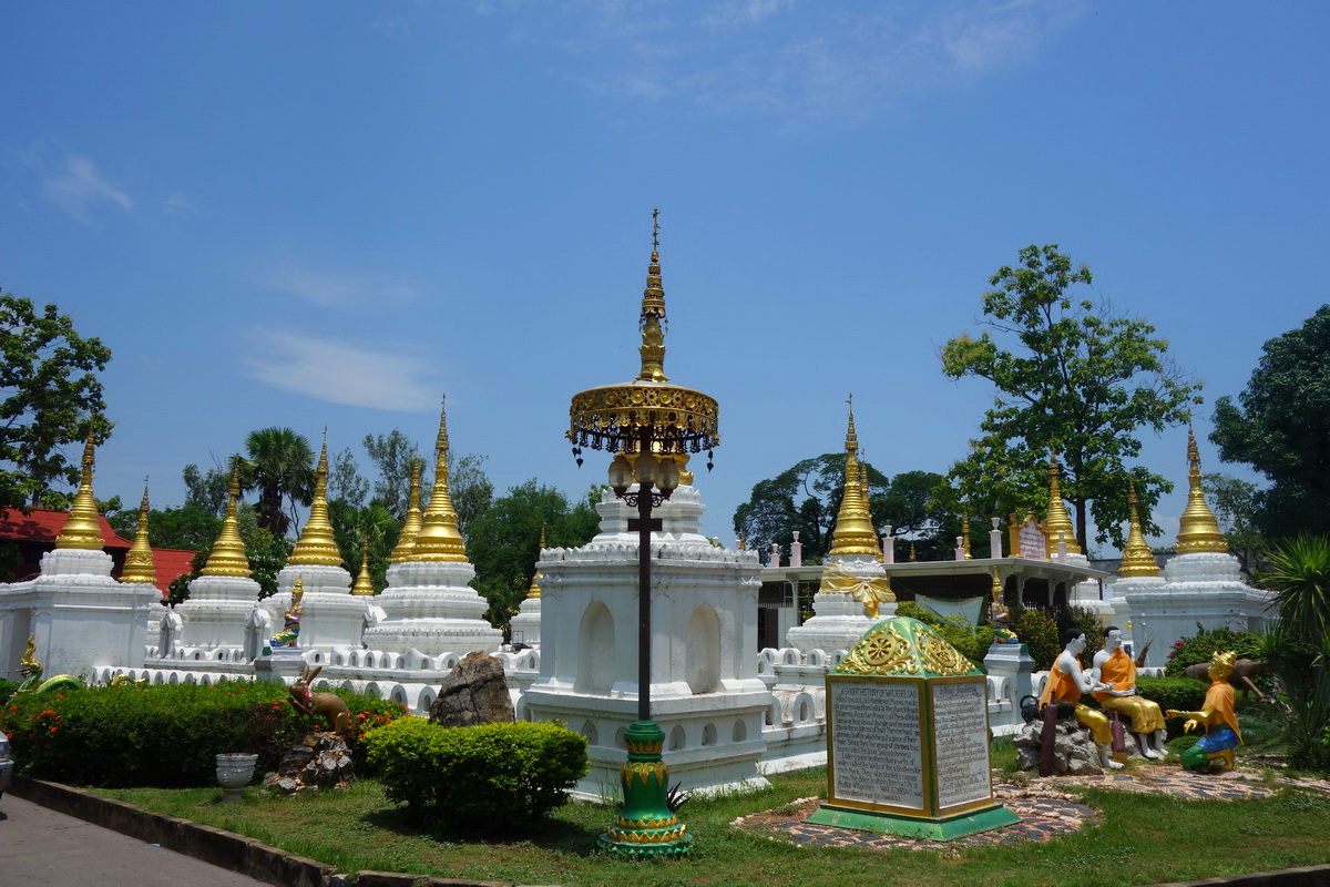 wat chedi sao, wat chedi sao lampang, wat chedi sao lang, wat chedi sao lang lampang, chedi sao temple, chedi sao lang temple, chedi sao temple lampang, chedi sao lang temple lampang, attraction temples in lampang