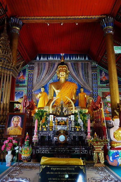 wat chedi sao, wat chedi sao lampang, wat chedi sao lang, wat chedi sao lang lampang, chedi sao temple, chedi sao lang temple, chedi sao temple lampang, chedi sao lang temple lampang, attraction temples in lampang