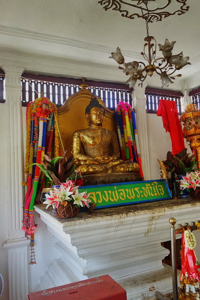 wat chedi sao, wat chedi sao lampang, wat chedi sao lang, wat chedi sao lang lampang, chedi sao temple, chedi sao lang temple, chedi sao temple lampang, chedi sao lang temple lampang, attraction temples in lampang