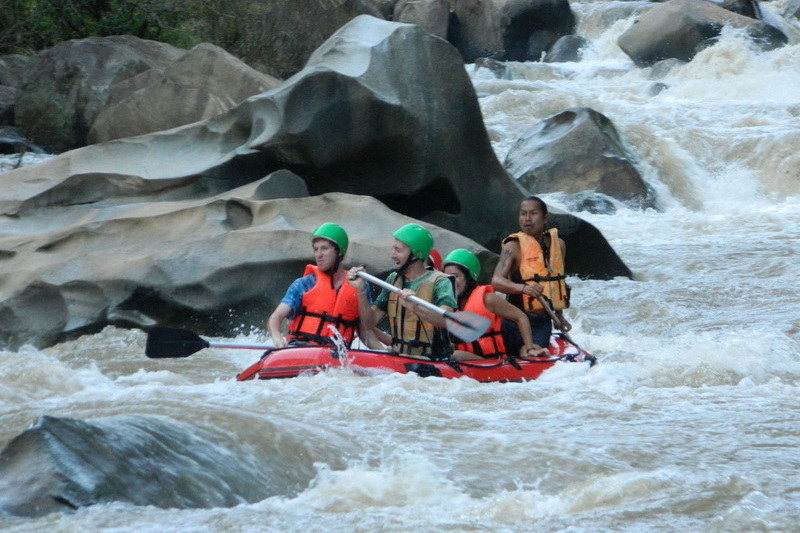 chiang mai white water rafting, chiang mai white-water rafting, chiang mai rubber rafting, chiang mai white water adventure