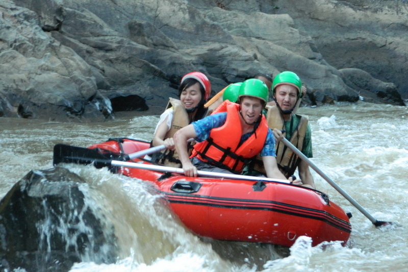 chiang mai white water rafting, chiang mai white-water rafting, chiang mai rubber rafting, chiang mai white water adventure