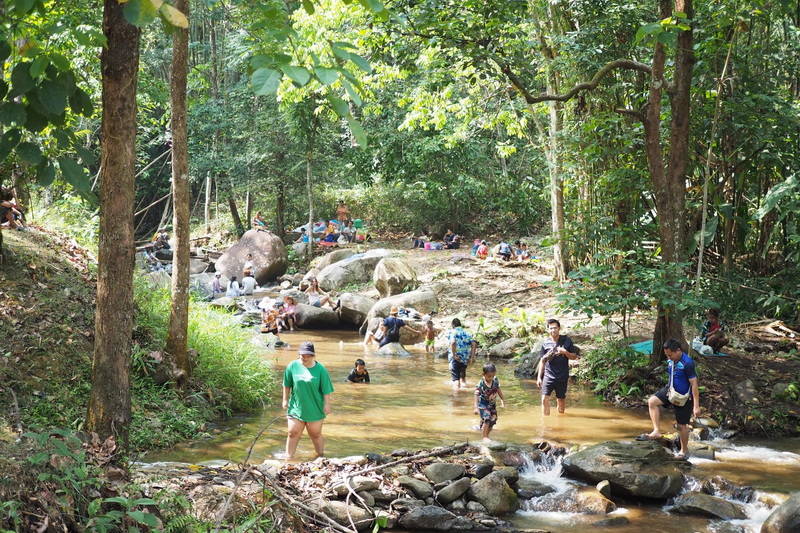 Huai Kaeo Waterfall Chiang Rai, chiang rai day trek, trekking in chiang rai, one day trek chiang rai, chiang rai hiking, hiking in chiang rai, chiang rai trek one day, 1 day trek chiang rai, 1 day trekking in chiang rai, trekking adventure in chiang rai