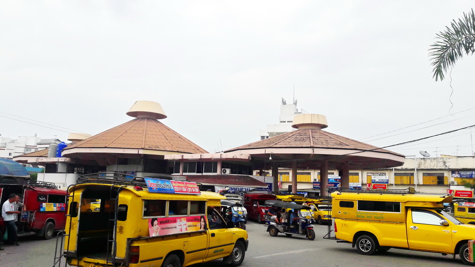 Chang Phuak Bus Station