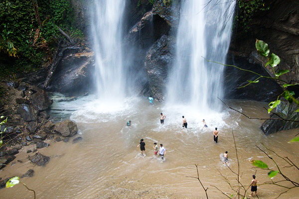 waterfalls in chiang mai, chiang mai waterfalls, famous waterfalls in chiang mai, beautiful waterfalls in chiang mai, mok fah waterfall, mok fa waterfall
