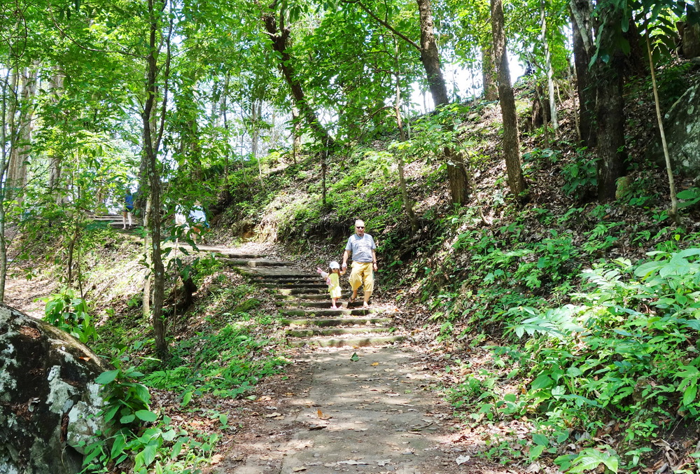 mor paeng waterfall, mo paeng waterfall, mor pang waterfall, morpang waterfall