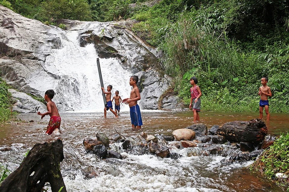 mor paeng waterfall, mo paeng waterfall, mor pang waterfall, morpang waterfall, sights in mae hong son