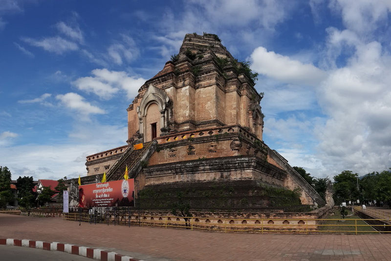 temples in chiang mai, chiang mai temples, attraction temples in chiang mai, important temples in chiang mai, wat chedi luang, chedi luang temple, attrractions in chiang mai, temple in chiang mai