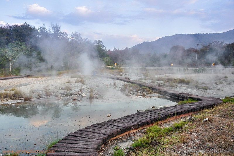 Thep Phanom Hot Springs