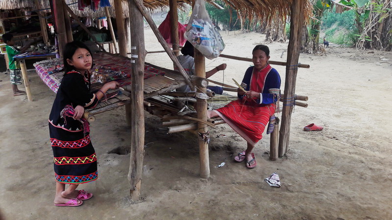 ban ta khao pluak hilltribe village, baan pa ao hilltribe village, Ban Ta Khao Tom Tha Sud, Ban Ta Khao Pluak, chiang rai hilltribe village, chiang rai ethnic groups