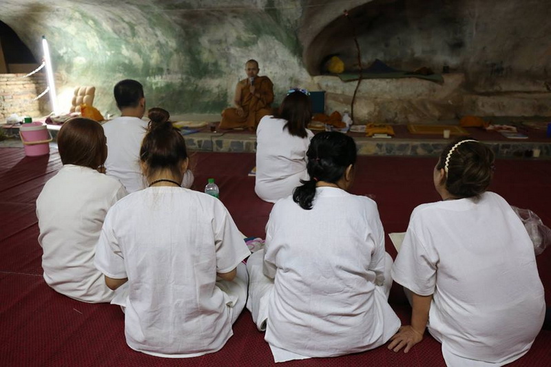 tham pum and tham pla cave, tham pum, wat tham pum, tham pum temple, tham pum cave