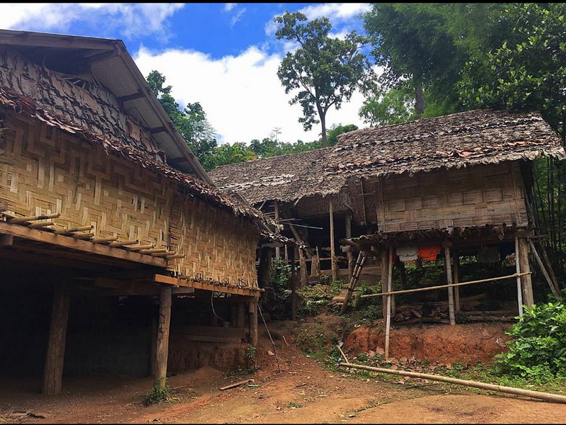 baan mae sam laeb, ban mae sam laeb, baan mae samlaeb, ban mae samlaeb