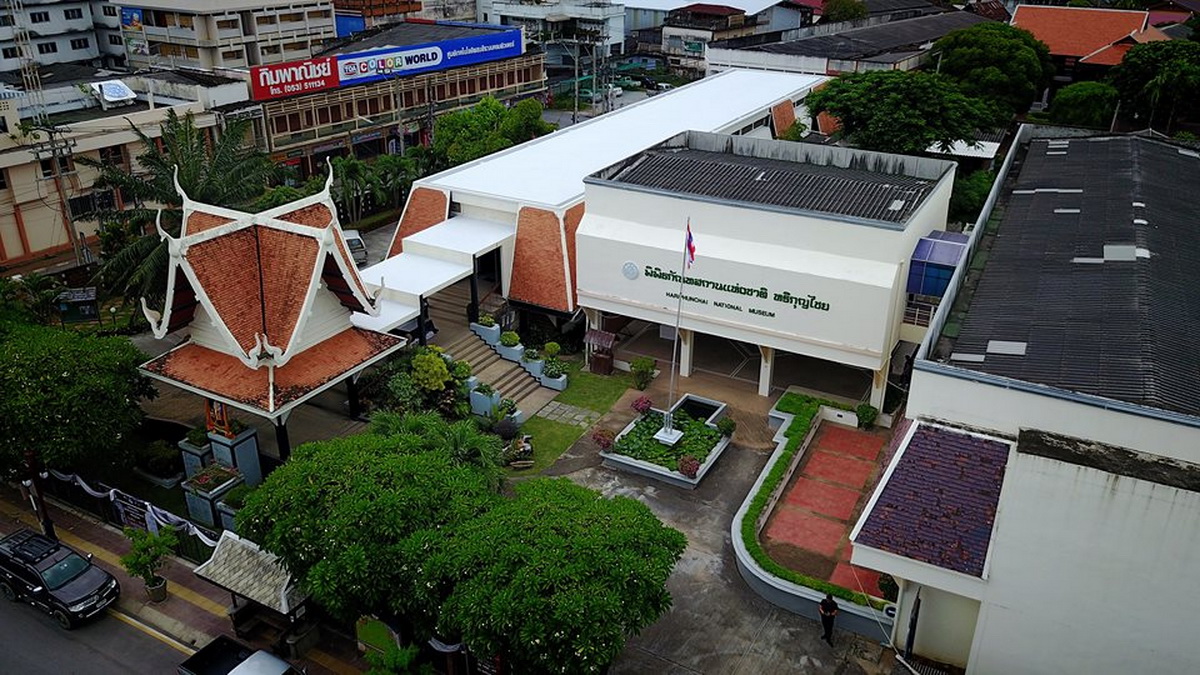 haripunchai national museum, hariphunchai national museum, hripunchai national museum, hriphunchai national museum