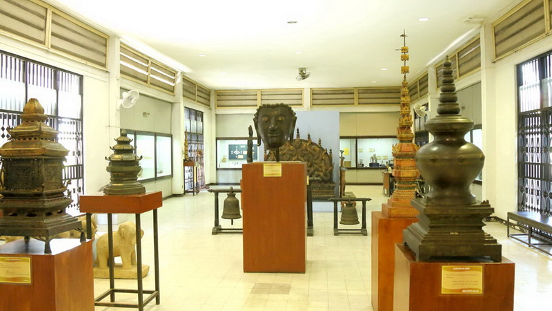 haripunchai national museum, hariphunchai national museum, hripunchai national museum, hriphunchai national museum