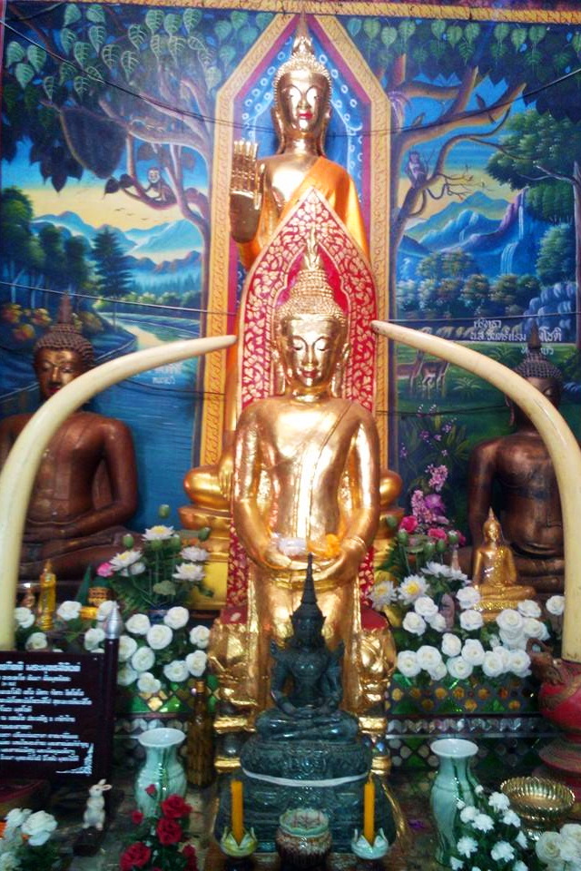 kruba srivichai monument, kruba sri vichai monument, kruba srivichai monument lamphun, kruba sriwichai monument, kruba sri wichai monument, kruba sri wichai monument lamphun