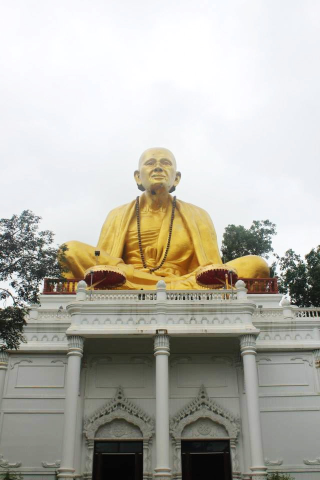 kruba srivichai monument, kruba sri vichai monument, kruba srivichai monument lamphun, kruba sriwichai monument, kruba sri wichai monument, kruba sri wichai monument lamphun