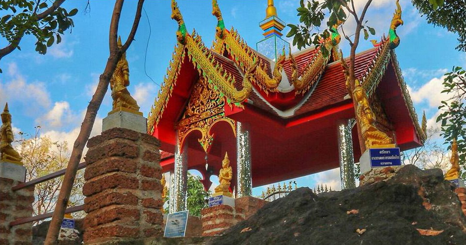 wat phra buddha bhat phrathat intr kwaen, phra buddha bhat phrathat intr kwaen temple, phra bhat phrathat intr kwaen, phra bhat phra that intr kwaen, wat phra buddha bhat phra that intr kwaen, phra buddha bhat phra that intr kwaen temple