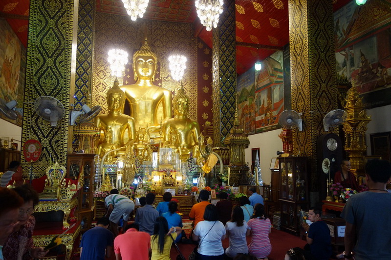 wat phrathat hariphunchai, phrathat hariphunchai temple, phra that hariphunchai, wat phra that hariphunchai, phra that hariphunchai temple