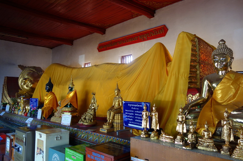 wat phrathat hariphunchai, phrathat hariphunchai temple, phra that hariphunchai, wat phra that hariphunchai, phra that hariphunchai temple