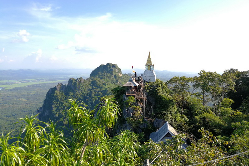 Wat Phra Bat Phu Pha Daeng