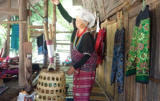 baan tong luang, ban tong luang, chiang mai hilltribe village, eco hilltribe village
