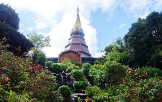 all highlights mae hong son loop tour, 4 days 3 nights all highlights mae hong son loop tour, 4 days all highlights mae hong son loop tour, all highlights chiang mai to mae hong son loop tour, King Pagoda DoiInthanon, doi inthanon, inthanon national park, doi inthanon national park, inhanon