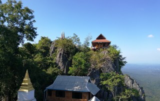 wat phra bat phu pha daeng, wat chaloemprakiat, wat chaloem phrakiat phrachomklao rachanuson, wat chaloem phrakiat, wat phra bhat phu pha daeng, wat phrabhat phu phadaeng, phra bat phu pha daeng temple, chaloemprakiat temple, chaloem phrakiat phrachomklao rachanuson temple, chaloem phrakiat temple, phra bhat phu pha daeng temple, phrabhat phu phadaeng temple